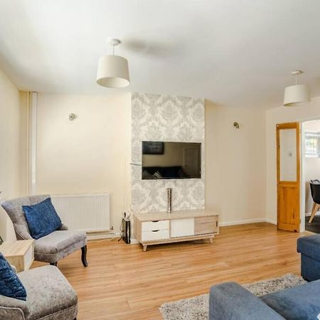 Off Road Parking, Smart Tv In Each Room! Swansea Ngoại thất bức ảnh