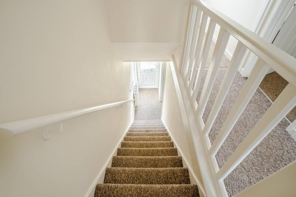 Off Road Parking, Smart Tv In Each Room! Swansea Ngoại thất bức ảnh